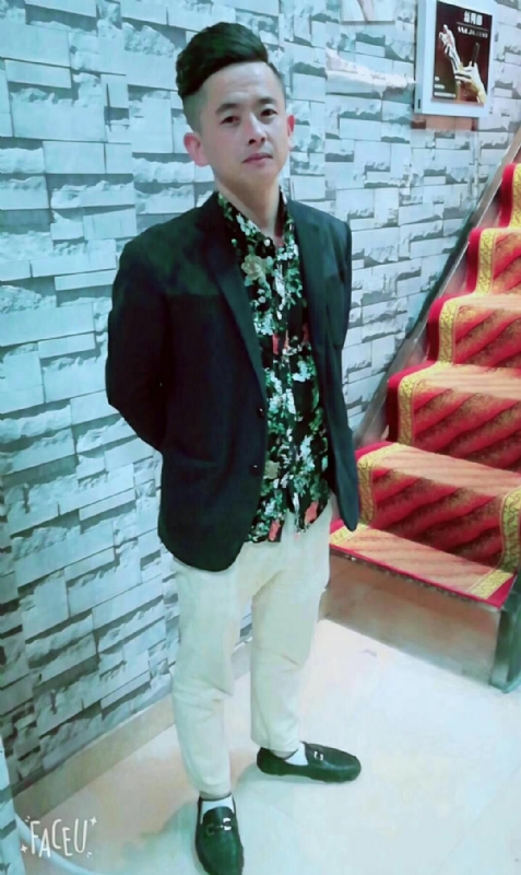 男人三十而立的第一张照片--雷州上门女婿服务网